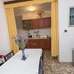 Anka Apartment *