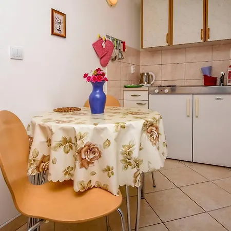 Anka Apartman Primošten