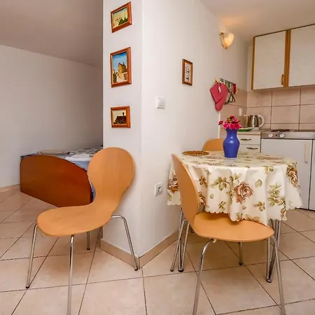 Anka Apartman Primošten