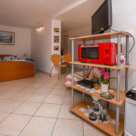 Anka Apartment