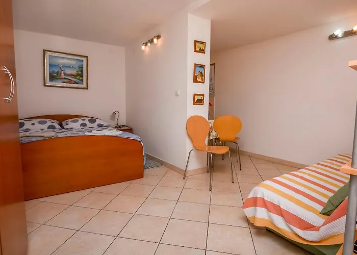 Appartement Anka Primošten